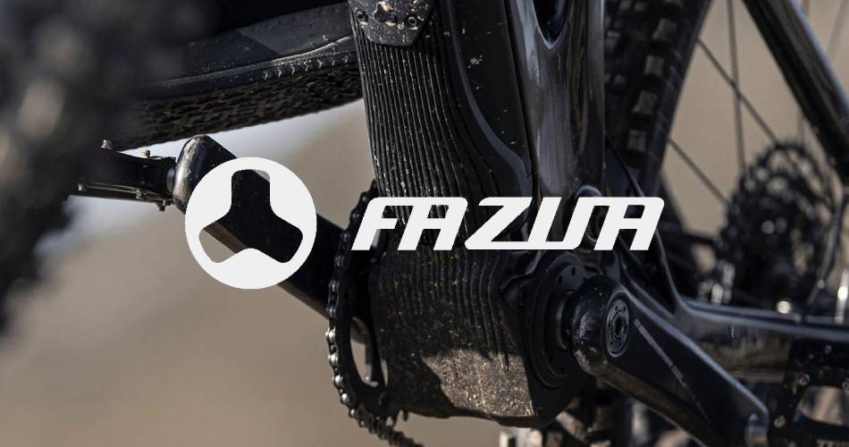 Fazua-Logo mit der Unterseite eines Elektrofahrrads im Hintergrund